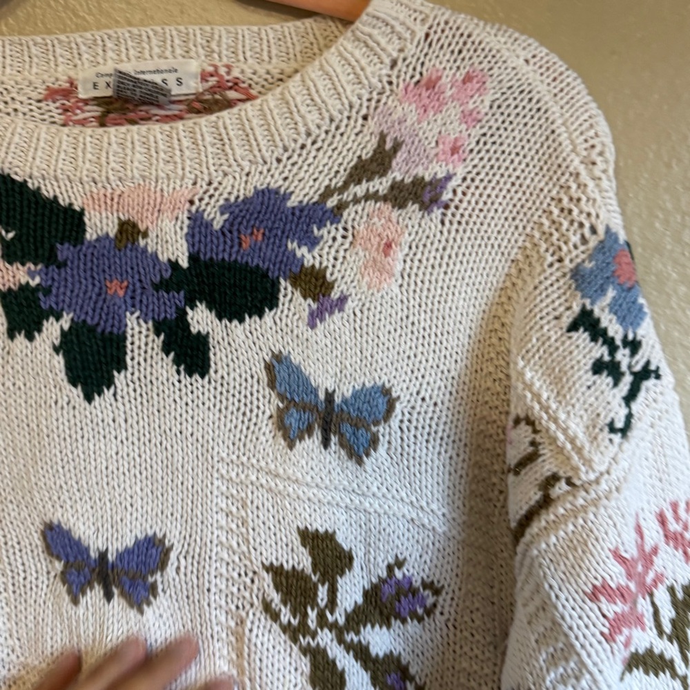 VINTAGE Chunky Floral Patterned Sweater - Cream - Picture 7 of 10